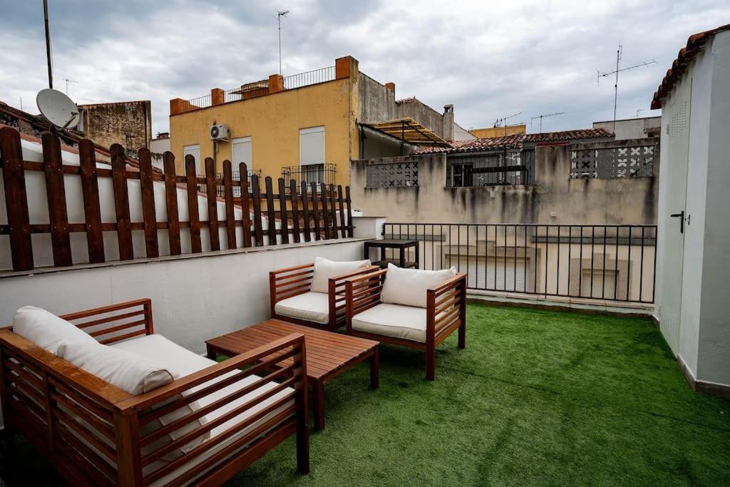 El Castuo Centro Historico Con Parking Apartment Caceres Exterior photo